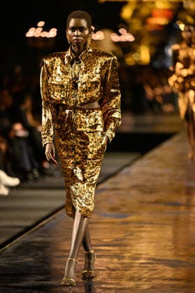 PFW Saint Laurent Runway A model walks the runway at the Saint Laurent show during Paris Fashion Week, in Paris, France on 29 September 2026. Photo by Julien Reynaud APS-Medias ABACAPRESS.COM Paris France  Copyright: xReynaudxJulien APS-Medias ABACAx