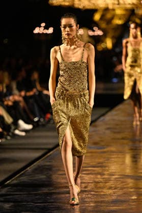 PFW Saint Laurent Runway A model walks the runway at the Saint Laurent show during Paris Fashion Week, in Paris, France on 29 September 2026. Photo by Julien Reynaud APS-Medias ABACAPRESS.COM Paris France  Copyright: xReynaudxJulien APS-Medias ABACAx