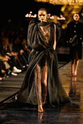 PFW Saint Laurent Runway A model walks the runway at the Saint Laurent show during Paris Fashion Week, in Paris, France on 29 September 2026. Photo by Julien Reynaud APS-Medias ABACAPRESS.COM Paris France  Copyright: xReynaudxJulien APS-Medias ABACAx