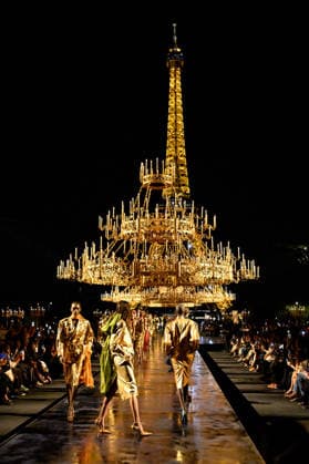 PFW Saint Laurent Runway A model walks the runway at the Saint Laurent show during Paris Fashion Week, in Paris, France on 29 September 2026. Photo by Julien Reynaud APS-Medias ABACAPRESS.COM Paris France  Copyright: xReynaudxJulien APS-Medias ABACAx