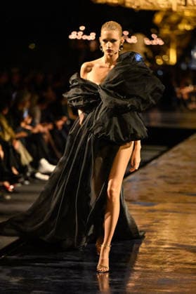 PFW Saint Laurent Runway A model walks the runway at the Saint Laurent show during Paris Fashion Week, in Paris, France on 29 September 2026. Photo by Julien Reynaud APS-Medias ABACAPRESS.COM Paris France  Copyright: xReynaudxJulien APS-Medias ABACAx