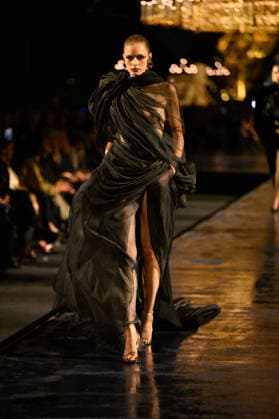 PFW Saint Laurent Runway A model walks the runway at the Saint Laurent show during Paris Fashion Week, in Paris, France on 29 September 2026. Photo by Julien Reynaud APS-Medias ABACAPRESS.COM Paris France  Copyright: xReynaudxJulien APS-Medias ABACAx