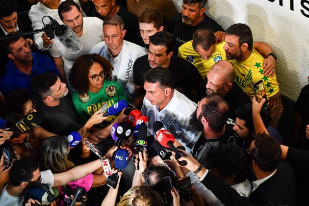 SaO PAULO, SP - 29.09.2026: FLaVIO BOLSONARO PARTICIPA DE ENCONTRO SP - Flavio Bolsonaro (PL), candidate for President of the Republic, participates in a meeting with black belts in Jiu-Jitsu, this Tuesday (29), at the Alliance academy, in the Vila Olimpia neighborhood, in Sao Paulo, SP. x3022290x  RobertoxCasimiro