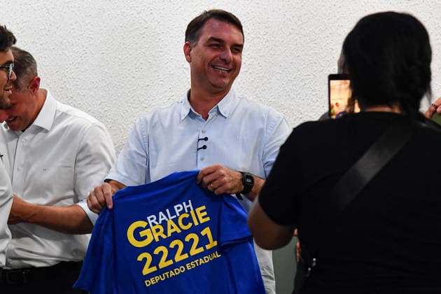 SaO PAULO, SP - 29.09.2026: FLaVIO BOLSONARO PARTICIPA DE ENCONTRO SP - Flavio Bolsonaro (PL), candidate for President of the Republic, participates in a meeting with black belts in Jiu-Jitsu, this Tuesday (29), at the Alliance academy, in the Vila Olimpia neighborhood, in Sao Paulo, SP. x3022299x  RobertoxCasimiro