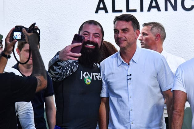 SaO PAULO, SP - 29.09.2026: FLaVIO BOLSONARO PARTICIPA DE ENCONTRO SP - Flavio Bolsonaro (PL), candidate for President of the Republic, participates in a meeting with black belts in Jiu-Jitsu, this Tuesday (29), at the Alliance academy, in the Vila Olimpia neighborhood, in Sao Paulo, SP. x3022306x  RobertoxCasimiro