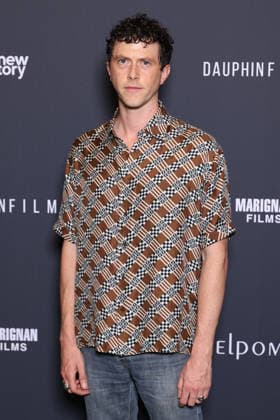 Melpomene Premiere - Paris Finnegan Oldfield attend Melpomene Premiere held at Elysées Biarritz, in Paris, France, September 29, 2026. Photo by Jerome Domine ABACAPRESS.COM Paris France  Copyright: xDominexJerome ABACAx