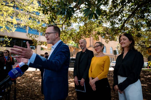 GREENS LEADERSHIP ANNOUNCEMENT, Senator David Shoebridge speaks to media during a press conference announcing the new leadership team of the Australian Greens, in Sydney, Wednesday, September 30, 2026. ( NO ARCHIVING SYDNEY NEW SOUTH WALES Australia  Copyright: xGEORGExCHANx 20260930142013587367