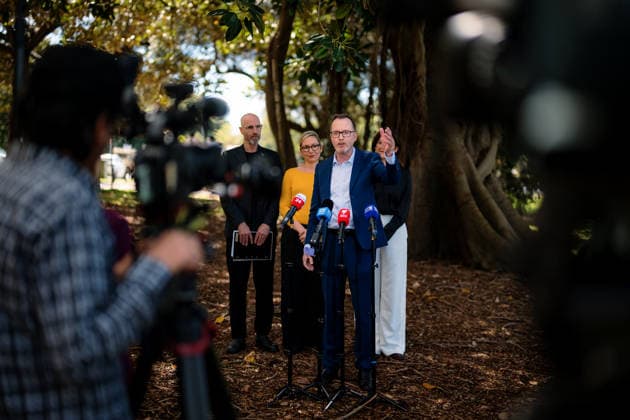 GREENS LEADERSHIP ANNOUNCEMENT, Senator David Shoebridge speaks to media during a press conference announcing the new leadership team of the Australian Greens, in Sydney, Wednesday, September 30, 2026. ( NO ARCHIVING SYDNEY NEW SOUTH WALES Australia  Copyright: xGEORGExCHANx 20260930130806720773