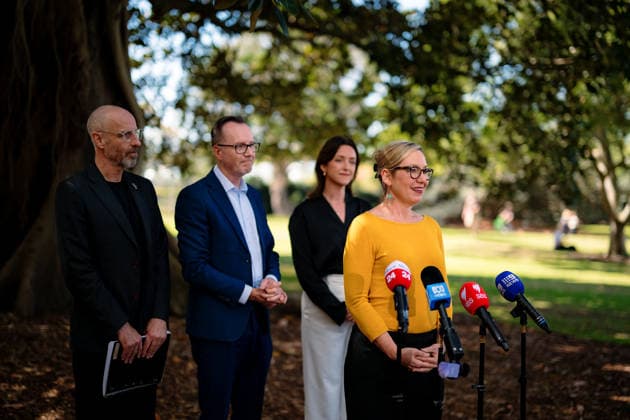 GREENS LEADERSHIP ANNOUNCEMENT, Larissa Waters speaks to the media during a press conference announcing the new leadership team of the Australian Greens, in Sydney, Wednesday, September 30, 2026. ( NO ARCHIVING SYDNEY NEW SOUTH WALES Australia  Copyright: xGEORGExCHANx 20260930160439489801