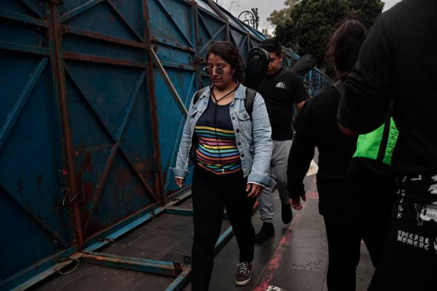 September 29, 2026, Mexico City, Cdmx, Mexico: Mexico City authorities have begun erecting metal barriers, by massive concrete blocks, to shield the Metropolitan Cathedral, government buildings, jewelry stores, and the National Palace. These measures aim to prevent damage and theft during the march commemorating the October 2, 1968, massacre of students by the Mexican army at the Plaza de las Tres Culturas in Tlatelolco. The protective operation seeks to safeguard businesses and buildings, as well as bystanders uninvolved in the protest; such individuals often fall victim to agitator groups that engage in graffiti and vandalism to stir up controversy and opposition against the legitimate mobilization led by the student movement. Mexico Cit - ZUMAp204 20260929_zip_p204_012 Copyright: xJosuexPerezx