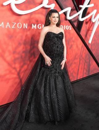 September 29, 2026, Bronx, New York, USA: Anne Hathaway wearing dress by Prabal Gurung attends premiere of Amazon MGM Studios Verity at AMC Lincoln Square in New York, NY on September 29, 2026. Bronx USA - ZUMAr339 20260929_znp_r339_030 Copyright: xLevxRadinx