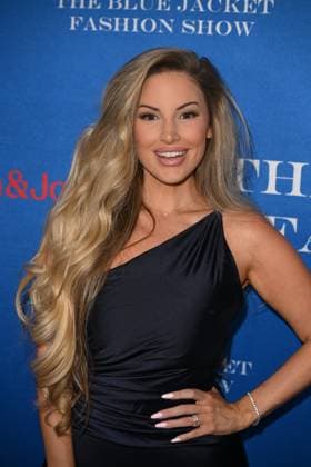 Los Angles Ca Sept 29: Ashely Alexsiss at The 2026 Blue Jacket Fashion Show a benefit for Zero prostate cancer on September 29, 2026 Credit: Michael Mattes USA - ZUMAa123 20260929_zaa_a123_082 Copyright: xAdMediax