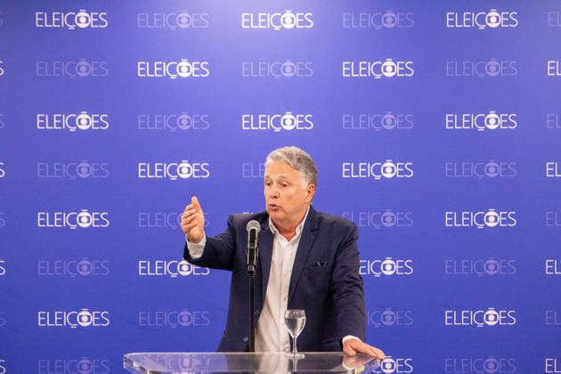 RIO DE JANEIRO, RJ - 30.09.2026: DEBATE GLOBO GOVERNO RJ - Debate between candidates for governor of Rio de Janeiro, held by TV Globo, on Tuesday night (29), at Estudios Globo, in RJ. x3022383x  CarlosxEliasxJunior