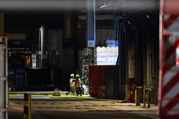 Battery Shredder in Flames; Smoke Reaches Rhineland-Palatinate; Millions in Damage On September 30, 2026, a shredder caught fire at a battery recycling plant in Ginsheim, Gustavsburg. The fire department responded with several fire com