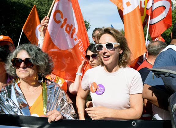 Marylise Leon At Public Service Demonstration For Working Conditions And Funding - Paris Marylise Leon (cfdt) at the demonstration of Public Service for working conditions and increased funding for public services and to support the high school blockades in Paris, France on September 29, 2026. Photo by Alain Apaydin ABACAPRESS.COM Paris France  Copyright: xApaydinxAlain ABACAx