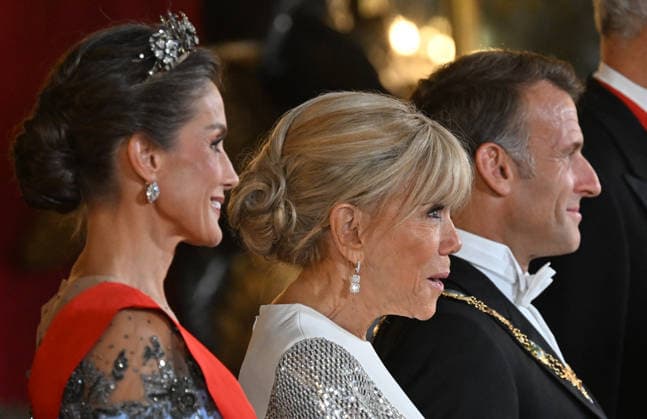 King Felipe VI of Spain, Queen Letizia of Spain, French President Emmanuel Macron, and his wife, First Lady Brigitte Macron, arrive at the gala dinner in honor of the French presidential couple at the Royal Palace in Madrid, Spain, on September 29, 2026. The French presidential couple is on a two-day official visit to Spain. Christian Liewig Bestimage King Felipe VI of Spain, Queen Letizia of Spain, French President Emmanuel Macron, and his wife, First Lady Brigitte Macron, arrive at the gala dinner in honor of the French presidential couple at the Royal Palace in Madrid, Spain, on September 29, 2026. The French presidential couple is on a two-day official visit to Spain. Madrid, Spain  Copyright: xChristianxLiewigx xBestimagexChristianxLiewigx xBestimagex