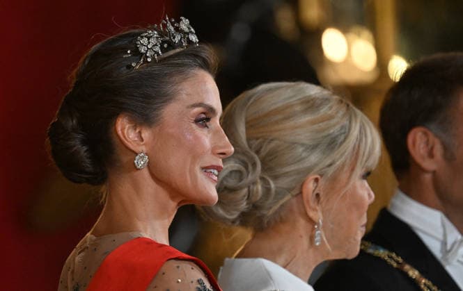 King Felipe VI of Spain, Queen Letizia of Spain, French President Emmanuel Macron, and his wife, First Lady Brigitte Macron, arrive at the gala dinner in honor of the French presidential couple at the Royal Palace in Madrid, Spain, on September 29, 2026. The French presidential couple is on a two-day official visit to Spain. Christian Liewig Bestimage King Felipe VI of Spain, Queen Letizia of Spain, French President Emmanuel Macron, and his wife, First Lady Brigitte Macron, arrive at the gala dinner in honor of the French presidential couple at the Royal Palace in Madrid, Spain, on September 29, 2026. The French presidential couple is on a two-day official visit to Spain. Madrid, Spain  Copyright: xChristianxLiewigx xBestimagexChristianxLiewigx xBestimagex