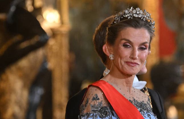 King Felipe VI of Spain, Queen Letizia of Spain, French President Emmanuel Macron, and his wife, First Lady Brigitte Macron, arrive at the gala dinner in honor of the French presidential couple at the Royal Palace in Madrid, Spain, on September 29, 2026. The French presidential couple is on a two-day official visit to Spain. Christian Liewig Bestimage King Felipe VI of Spain, Queen Letizia of Spain, French President Emmanuel Macron, and his wife, First Lady Brigitte Macron, arrive at the gala dinner in honor of the French presidential couple at the Royal Palace in Madrid, Spain, on September 29, 2026. The French presidential couple is on a two-day official visit to Spain. Madrid, Spain  Copyright: xChristianxLiewigx xBestimagexChristianxLiewigx xBestimagex