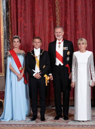 King Felipe VI and Queen Letizia of Spain hosted Emmanuel Macron, President of the French Republic, and First Lady Brigitte Macron for a state dinner in their honor at the Royal Palace in Madrid, September 29, 2026 King Felipe VI King Felipe VI of Spain and Queen Letizia Queen Letizia of Spain host a gala dinner in honor of Emmanuel Macron and First Lady Brigitte Macron at the Royal Palace in Madrid on September 29, 2026 Madrid, Spain  Copyright: xLALOxYASKYx xBESTIMAGExLALOxYASKYx xBESTIMAGEx