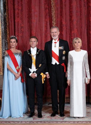 King Felipe VI and Queen Letizia of Spain hosted Emmanuel Macron, President of the French Republic, and First Lady Brigitte Macron for a state dinner in their honor at the Royal Palace in Madrid, September 29, 2026 King Felipe VI King Felipe VI of Spain and Queen Letizia Queen Letizia of Spain host a gala dinner in honor of Emmanuel Macron and First Lady Brigitte Macron at the Royal Palace in Madrid on September 29, 2026 Madrid, Spain  Copyright: xLALOxYASKYx xBESTIMAGExLALOxYASKYx xBESTIMAGEx