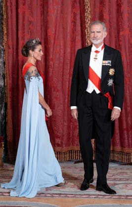 King Felipe VI and Queen Letizia of Spain hosted Emmanuel Macron, President of the French Republic, and First Lady Brigitte Macron for a state dinner in their honor at the Royal Palace in Madrid, September 29, 2026 King Felipe VI King Felipe VI of Spain and Queen Letizia Queen Letizia of Spain host a gala dinner in honor of Emmanuel Macron and First Lady Brigitte Macron at the Royal Palace in Madrid on September 29, 2026 Madrid, Spain  Copyright: xLALOxYASKYx xBESTIMAGExLALOxYASKYx xBESTIMAGEx