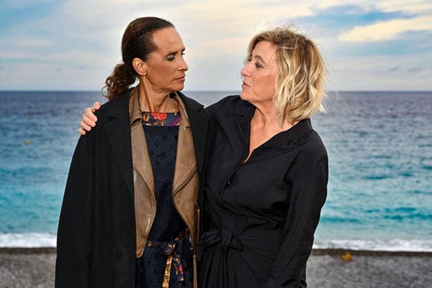 Karine Silla and Valeria Bruni Tedeschi at the photocall for the film *Un jeu dangereux* during the 8th edition of the Cinéroman Festival in Nice on September 29, 2026 Jacovides Bebert Bestimage Photocall for the film *Un jeu dangereux* at the 8th edition of the Cinéroman Festival in Nice, France  Copyright: xDominiquexJacovidesx-xBrunoxBebertx xBestimagexDominiquexJacovidesx-xBrunoxBebertx xBestimagex