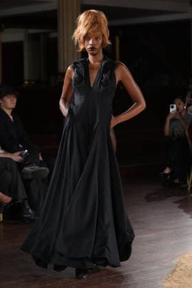 PFW - Torisheju Runway A model walks the runway during the Torisheju Womenswear Spring Summer 2027 show at Musée de l armée as part of Paris Fashion Week on September 29, 2026 in Paris, France. Photo by Alain-Gil Gonzalez ABACAPRESS..COM Paris France  Copyright: xGonzalezxAlain-Gil ABACAx