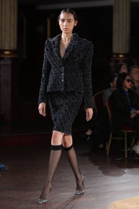 PFW - Torisheju Runway A model walks the runway during the Torisheju Womenswear Spring Summer 2027 show at Musée de l armée as part of Paris Fashion Week on September 29, 2026 in Paris, France. Photo by Alain-Gil Gonzalez ABACAPRESS..COM Paris France  Copyright: xGonzalezxAlain-Gil ABACAx