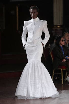 PFW - Torisheju Runway A model walks the runway during the Torisheju Womenswear Spring Summer 2027 show at Musée de l armée as part of Paris Fashion Week on September 29, 2026 in Paris, France. Photo by Alain-Gil Gonzalez ABACAPRESS..COM Paris France  Copyright: xGonzalezxAlain-Gil ABACAx