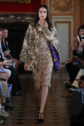 PFW - Nothing Nine Runway A model walks the runway during the Nothing Nine Womenswear Spring Summer 2024 show as part of Paris Fashion Week on October 03, 2023 in Paris, France. Photo by Alain-Gil Gonzalez ABACAPRESS..COM Paris France  Copyright: xGonzalezxAlain-Gil ABACAx