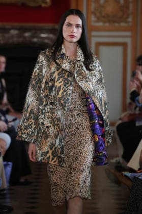 PFW - Nothing Nine Runway A model walks the runway during the Nothing Nine Womenswear Spring Summer 2024 show as part of Paris Fashion Week on October 03, 2023 in Paris, France. Photo by Alain-Gil Gonzalez ABACAPRESS..COM Paris France  Copyright: xGonzalezxAlain-Gil ABACAx