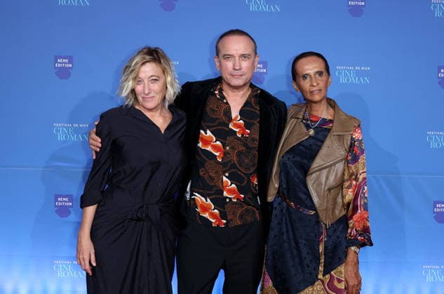 Valeria Bruni Tedeschi, Vincent Perez and his wife Karine Silla on the red carpet at the 8th edition of the Cinéroman Festival in Nice on September 29, 2026 Jacovides Bebert Bestimage Red carpet at the 8th edition of the Cinéroman Festival in Nice on September 29, 2026 Nice, France  Copyright: xDominiquexJacovidesx-xBrunoxBebertx xBestimagexDominiquexJacovidesx-xBrunoxBebertx xBestimagex