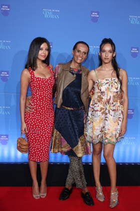Zahia Dehar, Karine Silla and her daughter Tess on the red carpet at the 8th edition of the Cinéroman Festival in Nice on September 29, 2026 Jacovides Bebert Bestimage Red carpet at the 8th edition of the Cinéroman Festival in Nice on September 29, 2026 Nice, France  Copyright: xDominiquexJacovidesx-xBrunoxBebertx xBestimagexDominiquexJacovidesx-xBrunoxBebertx xBestimagex