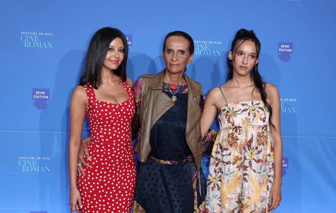 Zahia Dehar, Karine Silla and her daughter Tess on the red carpet at the 8th edition of the Cinéroman Festival in Nice on September 29, 2026 Jacovides Bebert Bestimage Red carpet at the 8th edition of the Cinéroman Festival in Nice on September 29, 2026 Nice, France  Copyright: xDominiquexJacovidesx-xBrunoxBebertx xBestimagexDominiquexJacovidesx-xBrunoxBebertx xBestimagex