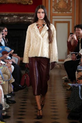 PFW - Nothing Nine Runway A model walks the runway during the Nothing Nine Womenswear Spring Summer 2024 show as part of Paris Fashion Week on October 03, 2023 in Paris, France. Photo by Alain-Gil Gonzalez ABACAPRESS..COM Paris France  Copyright: xGonzalezxAlain-Gil ABACAx