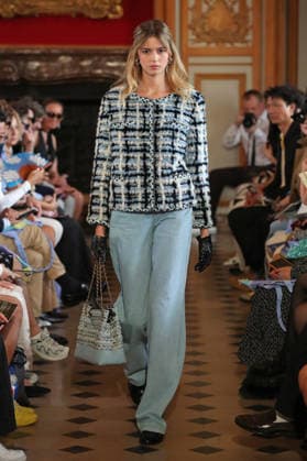 PFW - Nothing Nine Runway A model walks the runway during the Nothing Nine Womenswear Spring Summer 2024 show as part of Paris Fashion Week on October 03, 2023 in Paris, France. Photo by Alain-Gil Gonzalez ABACAPRESS..COM Paris France  Copyright: xGonzalezxAlain-Gil ABACAx