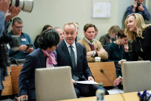 Another Hearing o  Copyright: xCorneliusxPoppex xNTBx