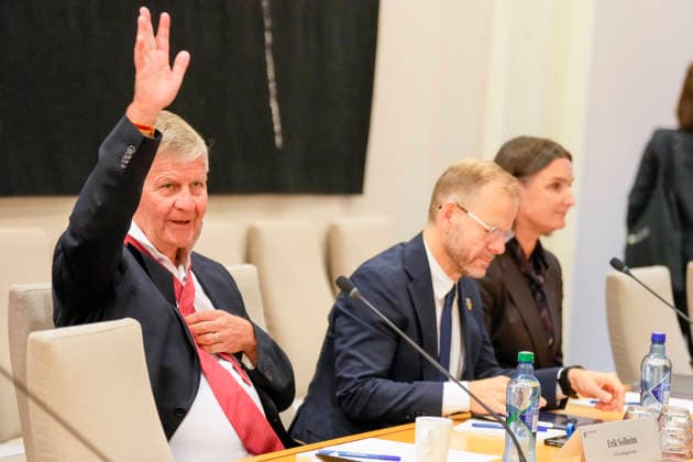 Epstein Hearing Begins in the Storting, Oslo, September 30, 2026. Erik Solheim attends an open hearing before the Storting’s Control and Constitutional Committee on practices within the Ministry of Foreign Affairs and Jeffrey Epstein’s network in Norway. Photo: Heiko Junge, NTB, Oslo, Norway 4XpGLrlpLec EDITORIAL USE ONLY Ref BNC POL4XpGLrlpLec jpg  Copyright: xHeikoxJungex xNTBx