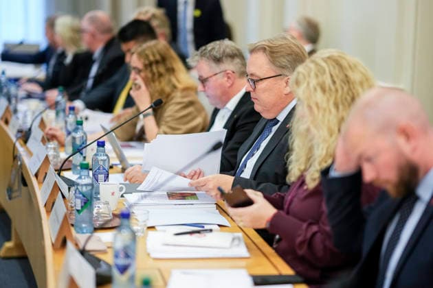 Public Hearing on  Copyright: xCorneliusxPoppex xNTBx