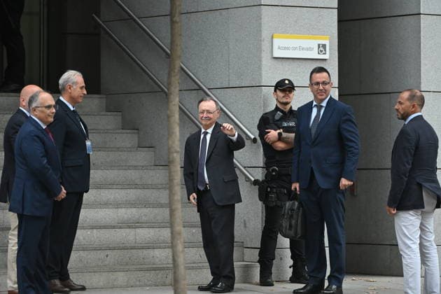 The judge of the National Court is hearing testimony today from the president of Ceuta regarding the mass influx of migrants. The president of Ceuta, Juan Jesús Vivas, upon his arrival at the National Court on September 30, 2026, in Madrid, Spain. Vivas is testifying as a witness in the National Court case investigating the mass influx of migrants into Ceuta last July. The president of Ceuta has already stated in several television interviews that he intends to inform the court of all the calls and alerts he sent to the central government in the days leading up the events. SEPTEMBER 30, 2026, Spain  Copyright: xGustavoxValientex 7809649