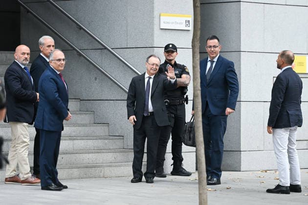 The judge of the National Court is hearing testimony today from the president of Ceuta regarding the mass influx of migrants. The president of Ceuta, Juan Jesús Vivas, upon his arrival at the National Court on September 30, 2026, in Madrid, Spain. Vivas is testifying as a witness in the National Court case investigating the mass influx of migrants into Ceuta last July. The president of Ceuta has already stated in several television interviews that he intends to report to the court on all the calls and alerts he sent to the central government in the days leading up to the events. SEPTEMBER 30, 2026, Spain  Copyright: xGustavoxValientex 7809663