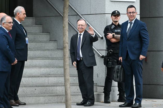 The judge of the National Court is hearing testimony today from the president of Ceuta regarding the mass influx of migrants. The president of Ceuta, Juan Jesús Vivas, upon his arrival at the National Court on September 30, 2026, in Madrid, Spain. Vivas is testifying as a witness in the National Court case investigating the mass influx of migrants into Ceuta last July. The president of Ceuta has already stated in several television interviews that he intends to report to the court on all the calls and alerts he sent to the central government in the days leading up to the events. SEPTEMBER 30, 2026, Spain  Copyright: xGustavoxValientex 7809664