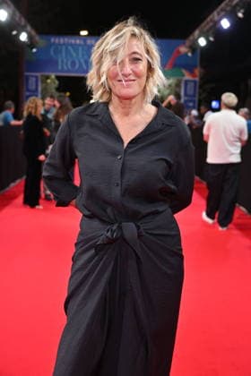 Valeria Bruni Tedeschi on the red carpet at the 8th edition of the Cinéroman Festival in Nice on September 29, 2026 Jacovides Bebert Bestimage Red carpet at the 8th edition of the Cinéroman Festival in Nice on September 29, 2026 Nice, France  Copyright: xBrunoxBebertx xDominiquexjacovidesx xBestimagexBrunoxBebertx xDominiquexjacovidesx xBestimagex