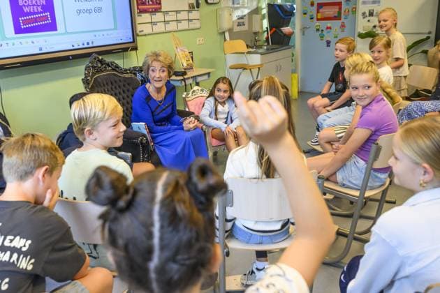 Apeldoorn, The Netherlands, 2026-09-30 08:58:26 APELDOORN , 30-09-2026, KBS Hertog van Gelre Princess Margriet reads aloud during Children s Book Week at KBS Hertog van Gelre in Apeldoorn. After the opening of Children s Book Week, Princess Margriet reads to the pupils of group 6B. The theme of Children s Book Week is Spotlight on! . KBS Hertog van Gelre has approximately 370 pupils, divided into 16 groups. PHOTO: NLBeeld Patrick van Emst Credit: NL Beeld Patrick van Emst  Copyright: xx x