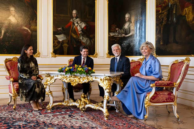 Czech President Petr Pavel with his wife Eva Pavlova, right, and Romanian President Nicusor Dan with his partner Mirabela Gradinaru, left, during the private meeting of presidential couples, at the Prague Castle, in Prague, Czech Republic, on September 30, 2026. (CTKxPhoto MichalxKamaryt) CTKPhotoP2026093003625  CTKPhotoP2026093003625