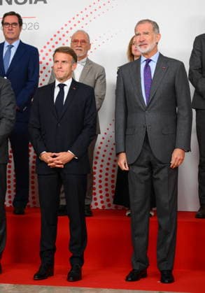State Visit to Spain of French Presidential Couple - Economic Forum French President Emmanuel Macron and Spanish King Felipe VI during an Economic Forum at Spanish Economy Ministry in Madrid, Spain on September 30 2026. French Presidential couple pays a two-day state visit to Spain. Photo by Eliot Blondet ABACAPRESS.COM Paris France  Copyright: xBlondetxEliot ABACAx