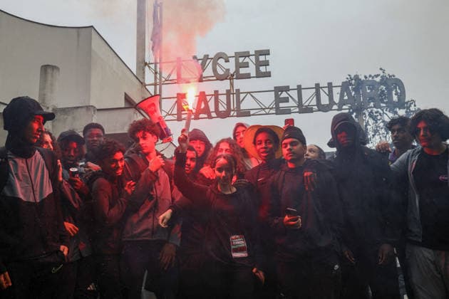 RECORD DATE NOT STATED Students Protest at Paul Eluard secondary school - Saint Denis Students pictured in front of Paul Eluard secondary school in Saint-Denis, North of Paris, on September 30, 2026 as they continue their protest to demand the hiring of substitute teachers, increased resources, and decent learning conditions. Photo by Raphael Lafargue ABACAPRESS.COM  Copyright: xLafarguexRaphael ABACAx