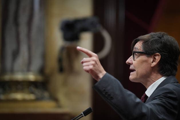 The General Policy Debate Continues in the Parliament of Catalonia The president of the Catalan Government, Salvador Illa, during the General Policy Debate in the Parliament of Catalonia on September 30, 2026, in Barcelona, Catalonia, Spain. The Parliament is entering the second day of the General Policy Debate, during which discussions will continue on proposals regarding housing, regional financing, and education management. SEPTEMBER 30, 2026, Spain Copyright: xDavidxZorrakinox 7809951