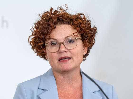 September 30, 2026, Press Reception Following the Cabinet Meeting 013 *Zehetner* on September 30, 2026, at the press reception following the federal government s cabinet meeting at the Federal Chancellery in Vienna, Vienna, Austria