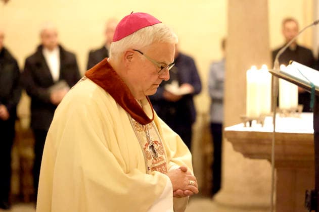 Heiner Koch at the worship service on the third day of the fall plenary assembly of the German Bishops Conference at St. Michael s Church in Fulda, September 30, 2026 Foto:xP.xBackx xFuturexImagex bischofskonferenz_6701